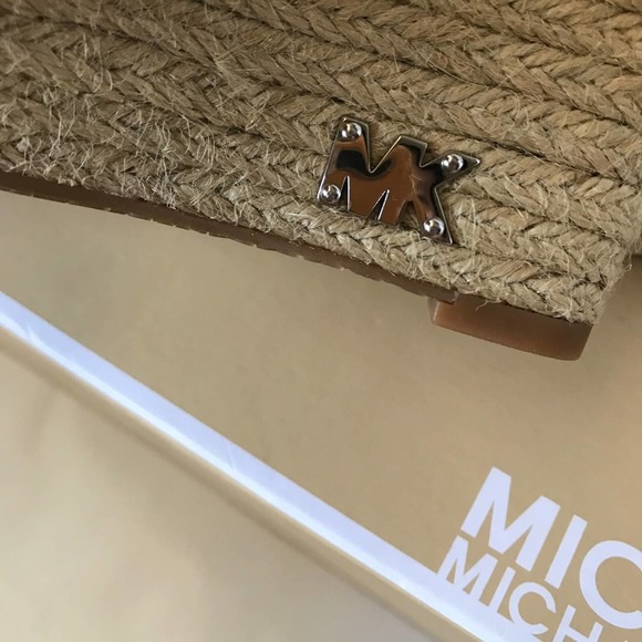 Michael Kors Metallic Pu Kami SlingBack Wedges - Picture 11 of 14